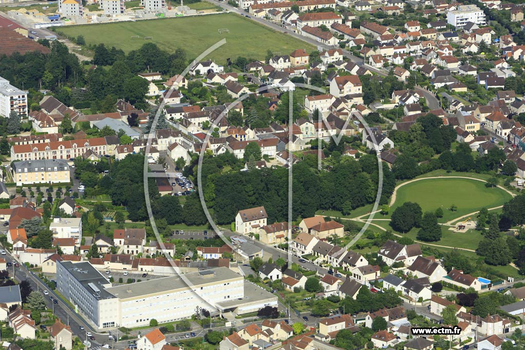 Photo arienne de Auxerre (Saint-Martin)