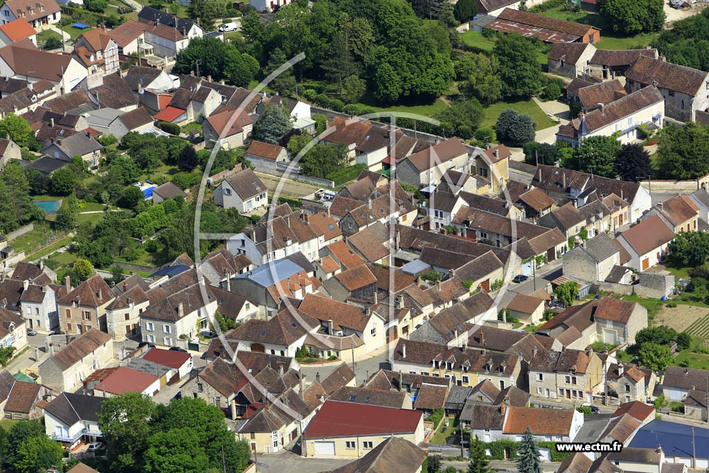 Photo arienne de Chablis (Faubourg Saint-Pierre)
