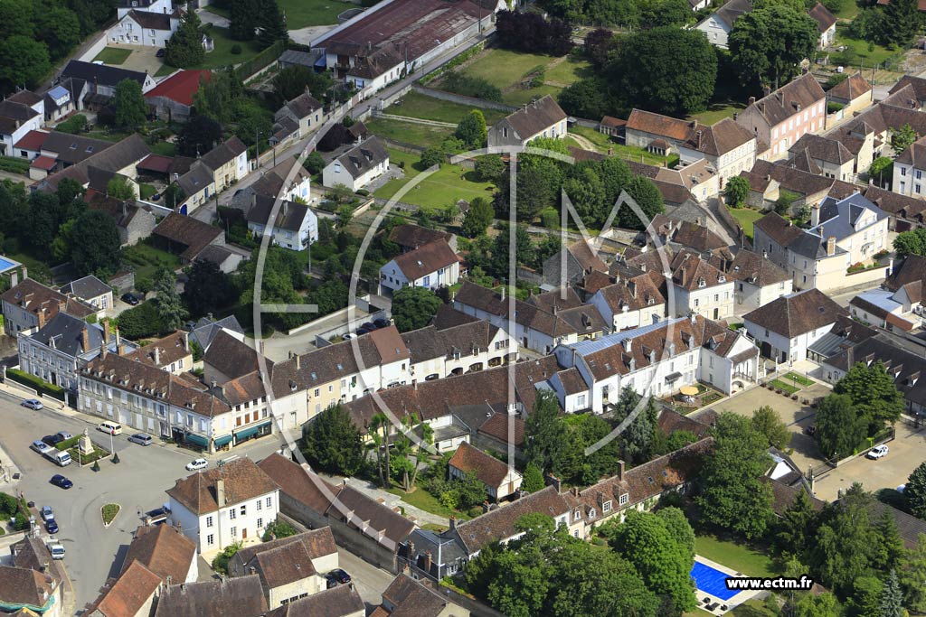 Photo arienne de Chablis (Faubourg Saint-Pierre)