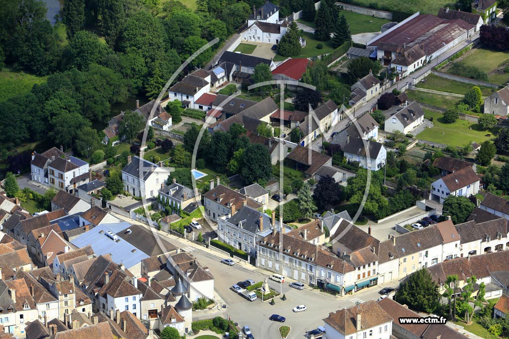 Photo arienne de Chablis (Faubourg Saint-Pierre)