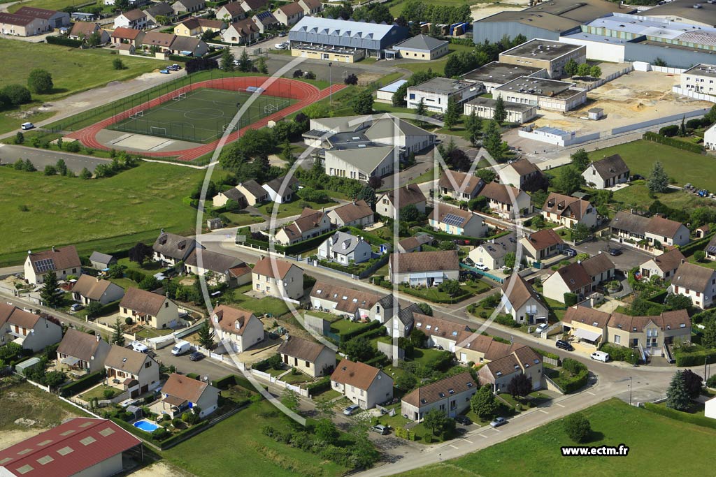 Photo arienne de Chablis (Faubourg Saint-Pierre)