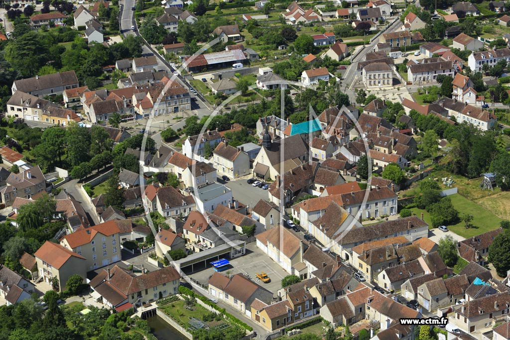 Photo arienne de Champs-sur-Yonne