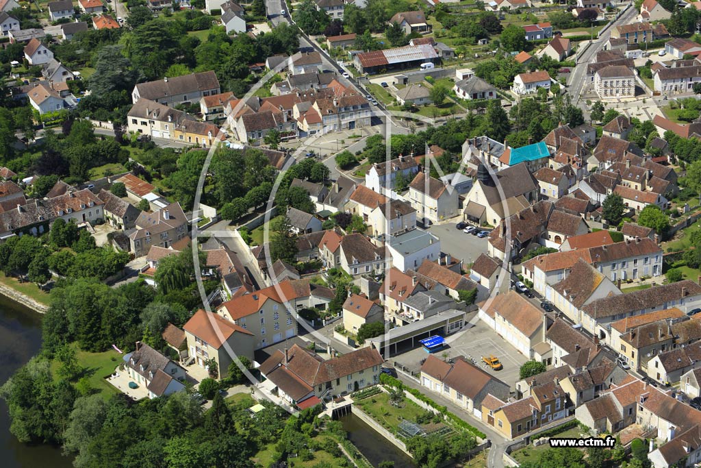Photo arienne de Champs-sur-Yonne