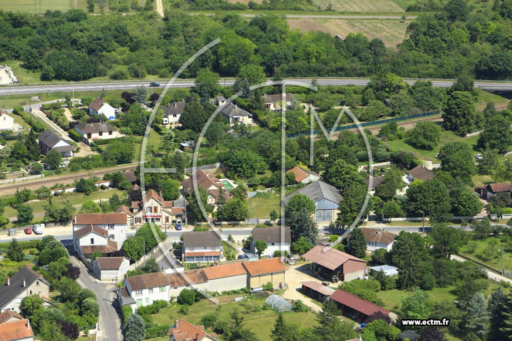 Photo arienne de Champs-sur-Yonne