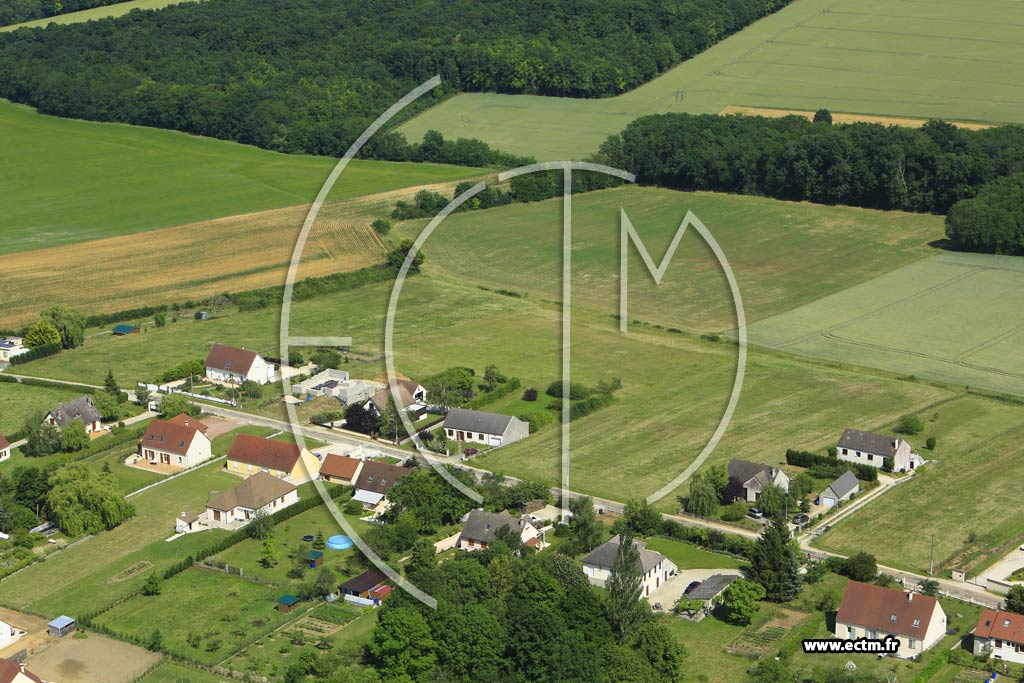 Photo arienne de Chevannes (Serein)