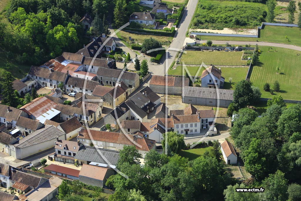 Photo arienne de La Chapelle-Vaupelteigne