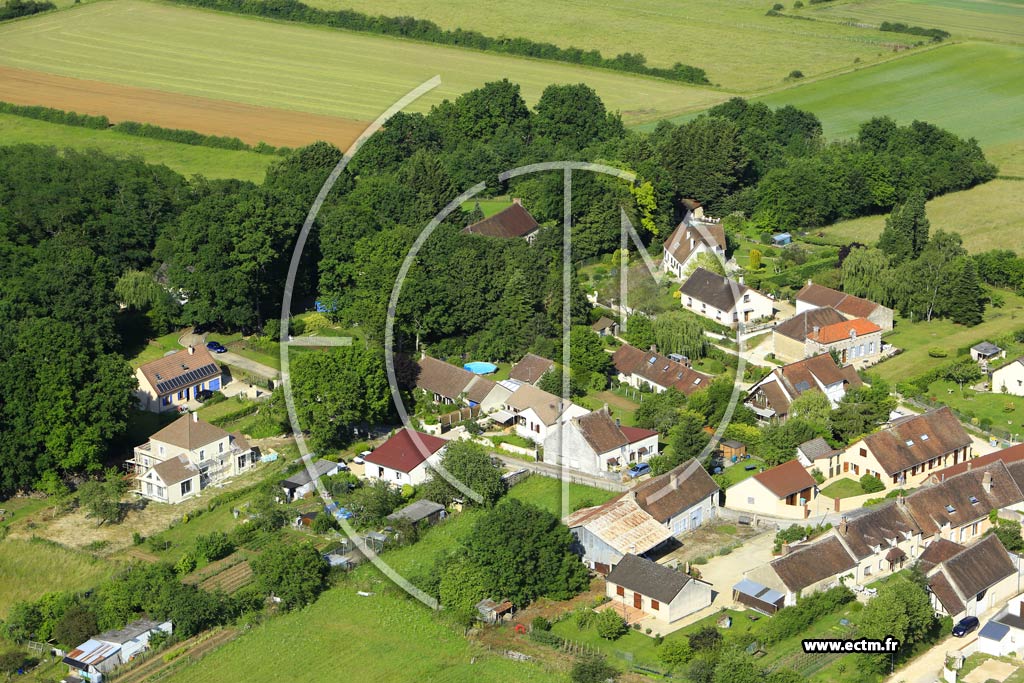 Photo arienne de Monteau (Grand Pien)