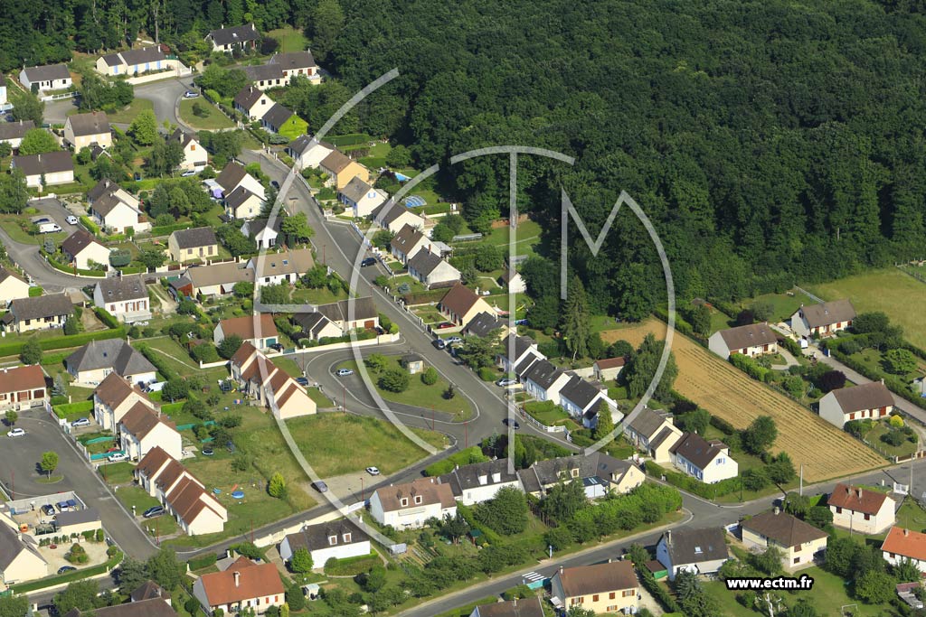 Photo arienne de Monteau (le Caron)