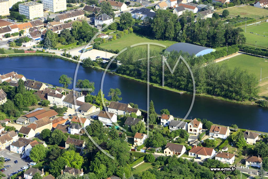 Photo arienne de Monteau (Rive-Gauche)