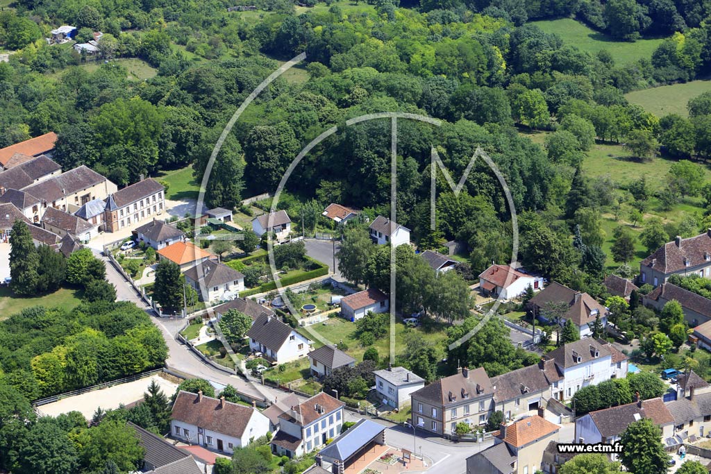 Photo arienne de Mont-Saint-Sulpice