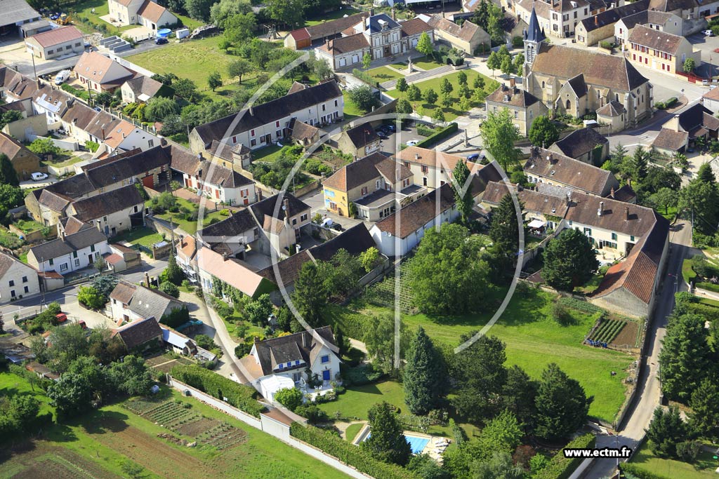 Photo arienne de Montigny-la-Resle