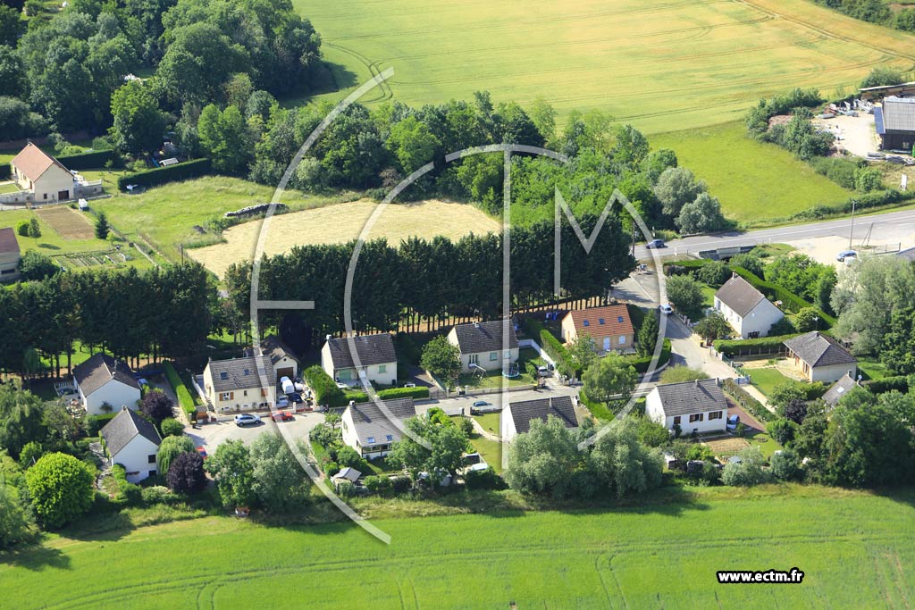 Photo arienne de Montigny-la-Resle (Le Chapelain)