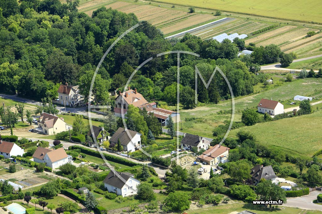 Photo arienne de Saint-Bris-le-Vineux (Grisy)
