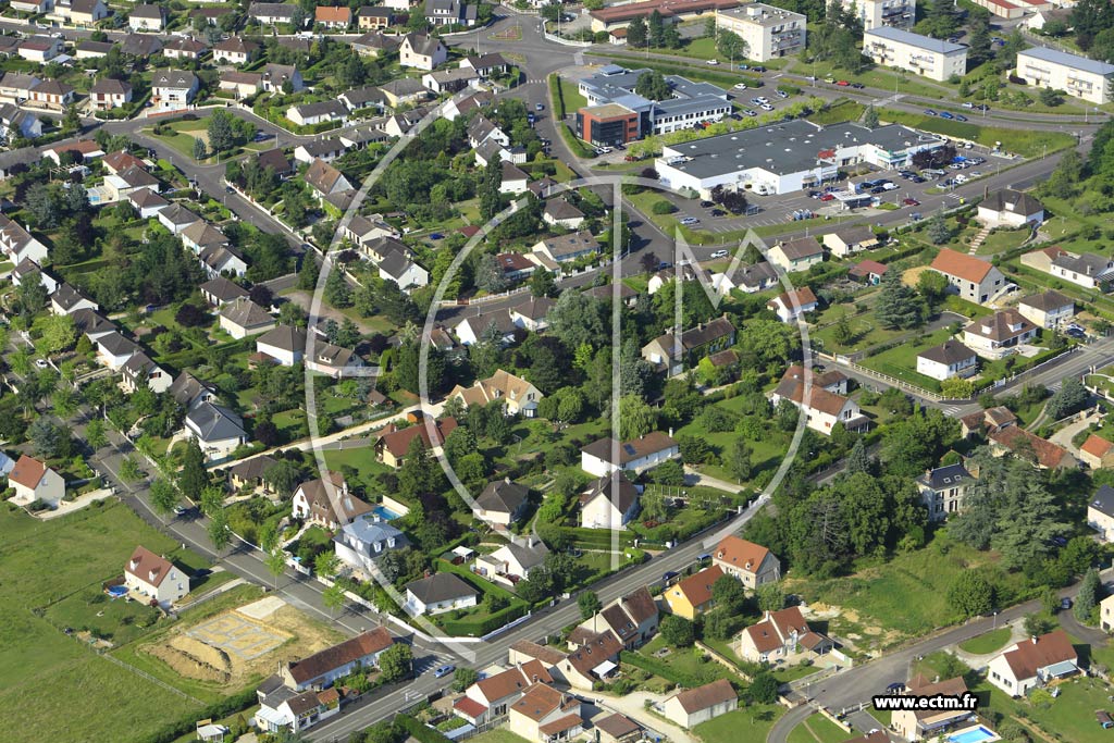 Photo arienne de Saint-Georges-sur-Baulche (la Guillaume)