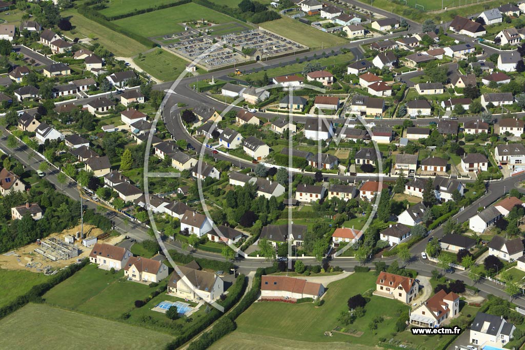 Photo arienne de Saint-Georges-sur-Baulche (la Guillaume)
