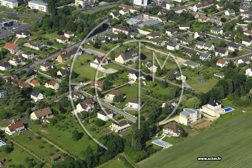 Photo arienne de Saint-Georges-sur-Baulche (la Rsidence)