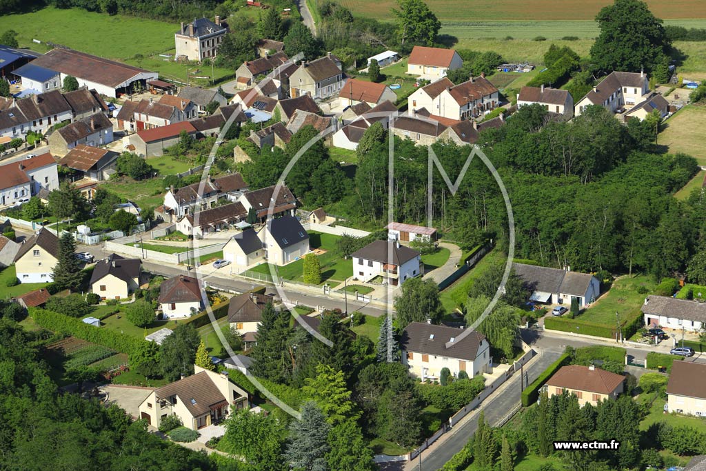 Photo arienne de Venoy (La Chapelle du Bas)