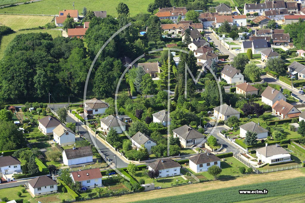 Photo arienne de Venoy (La Chapelle du Haut)