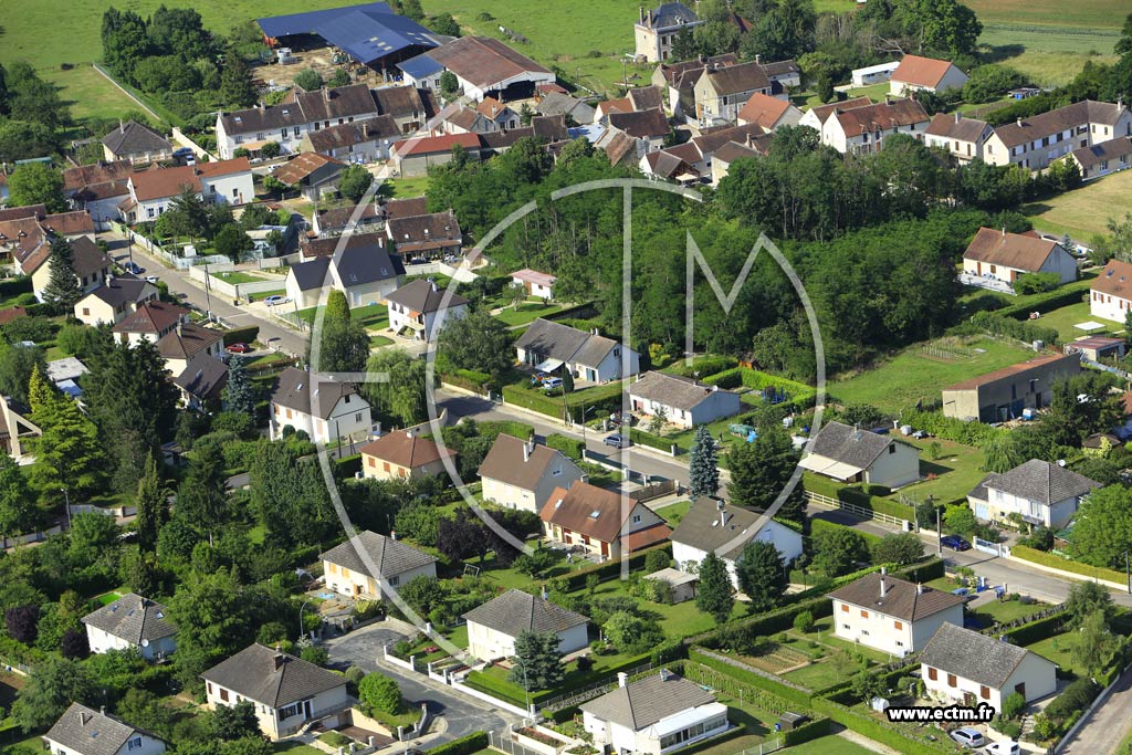 Photo arienne de Venoy (La Chapelle du Haut)