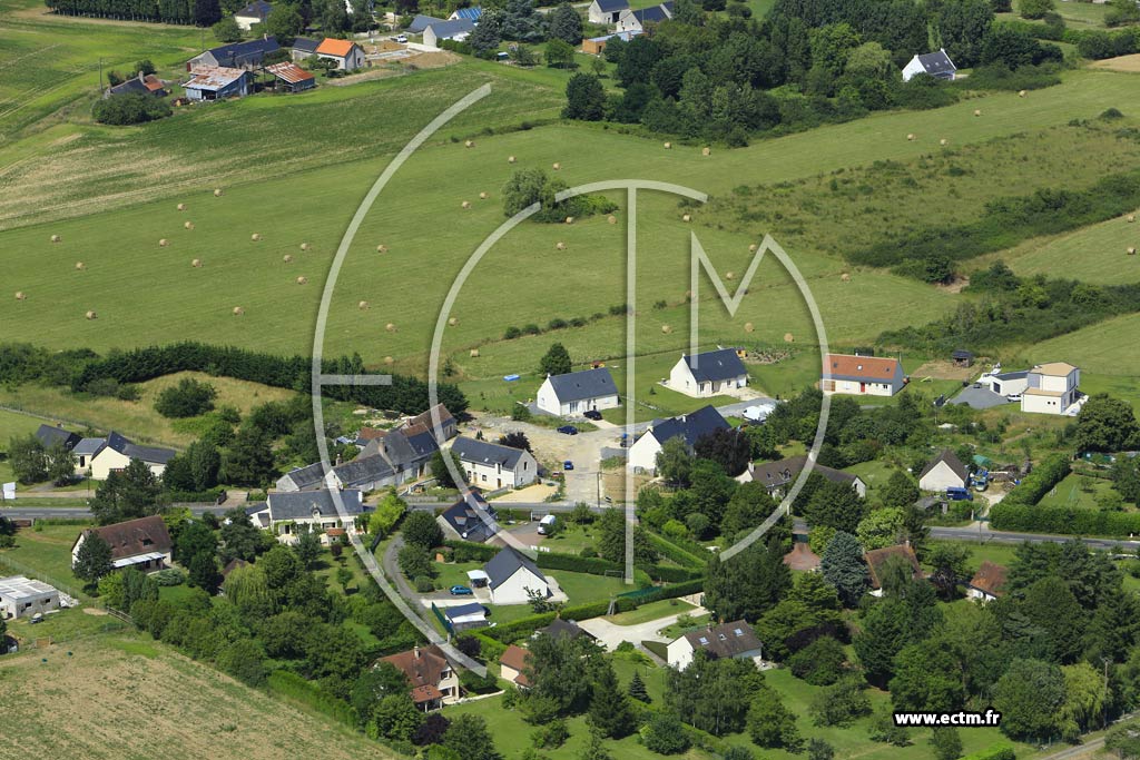 Photo arienne de Artannes-sur-Indre (la Baudinire)