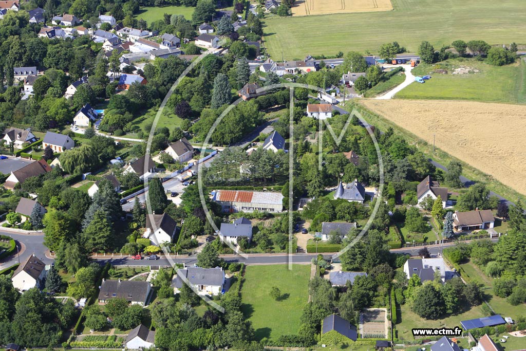 Photo arienne de Azay-sur-Cher (le Bourg Neuf)