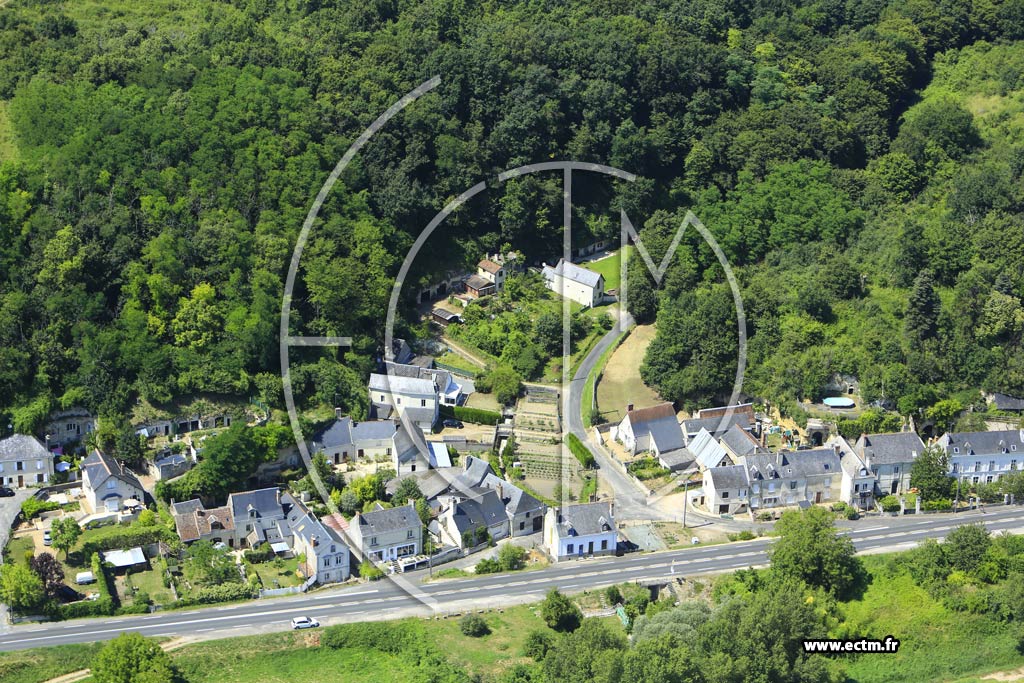 Photo arienne de Cinq-Mars-la-Pile (le Ponceau)