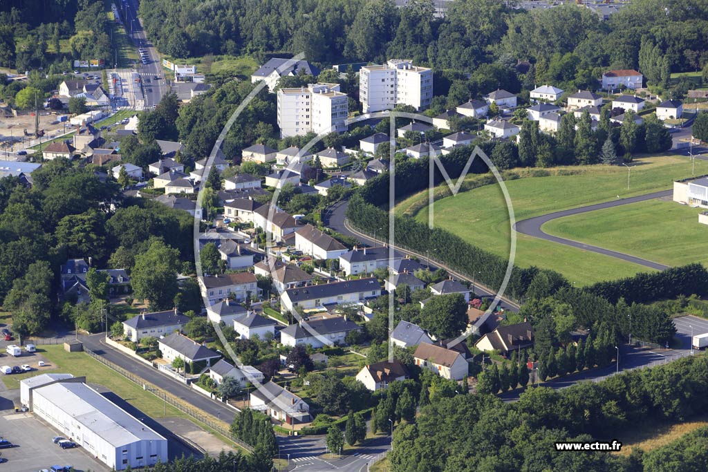 Photo arienne de Jou-ls-Tours (Pont Cher)