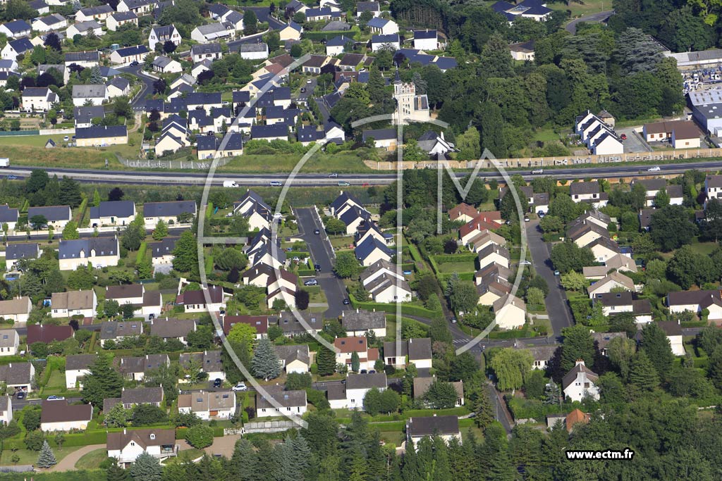 Photo arienne de Jou-ls-Tours (Quartier de la Tourmaline)