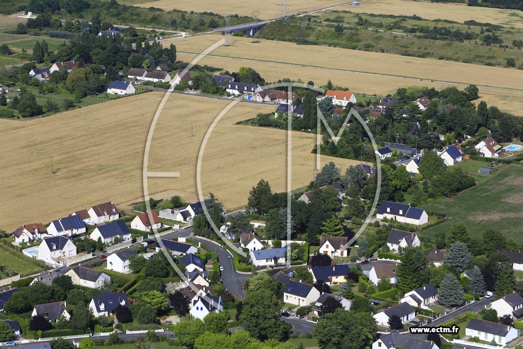 Photo arienne de Laray (le Val Joli)