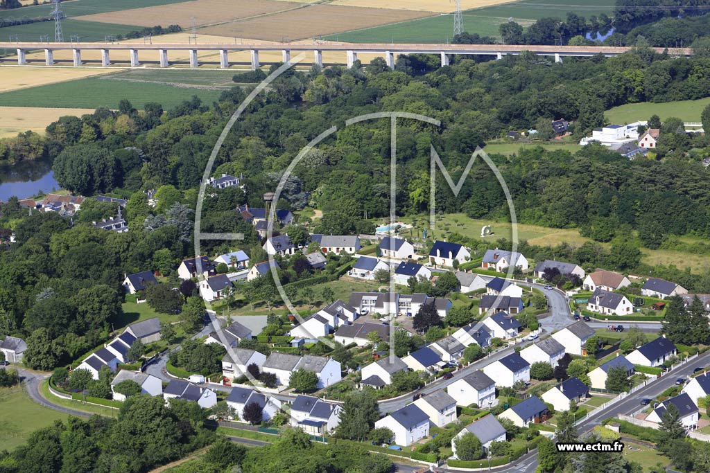 Photo arienne de Laray (les Belles Maisons)