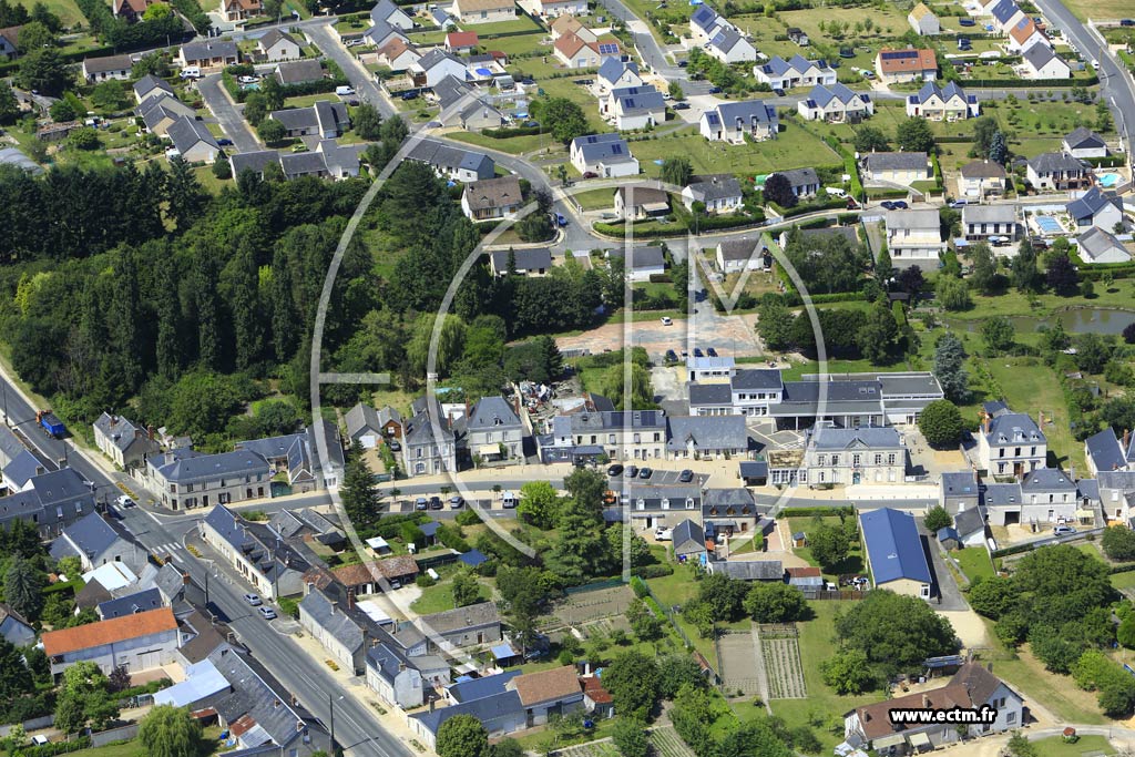 Photo arienne de Mazires-de-Touraine