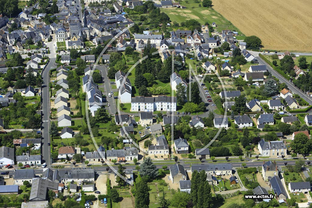 Photo arienne de Neuill-Pont-Pierre