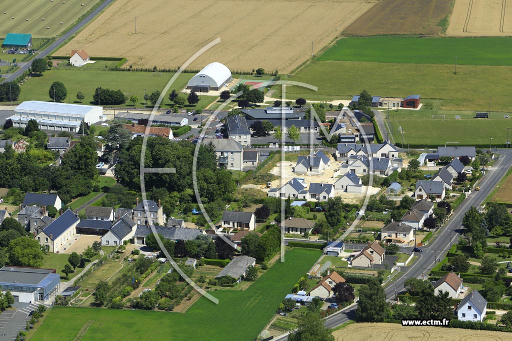 Photo arienne de Neuvy-le-Roi
