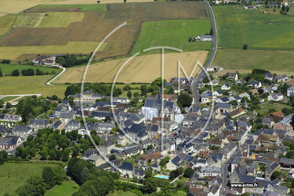 Photo arienne de Neuvy-le-Roi