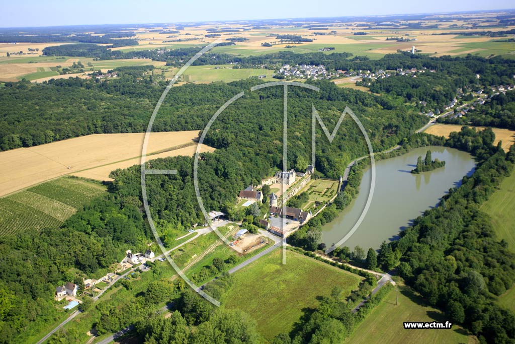 Photo arienne de Reugny (Chteau de Launay)