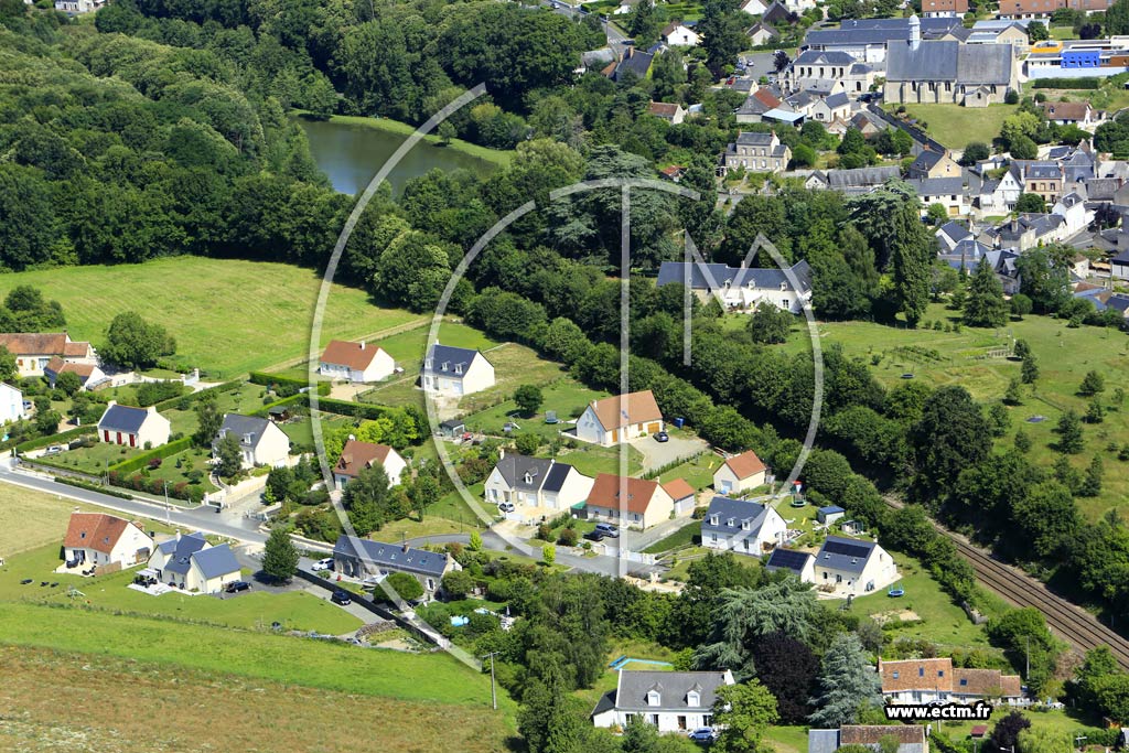 Photo arienne de Saint-Antoine-du-Rocher (la Chabottire)