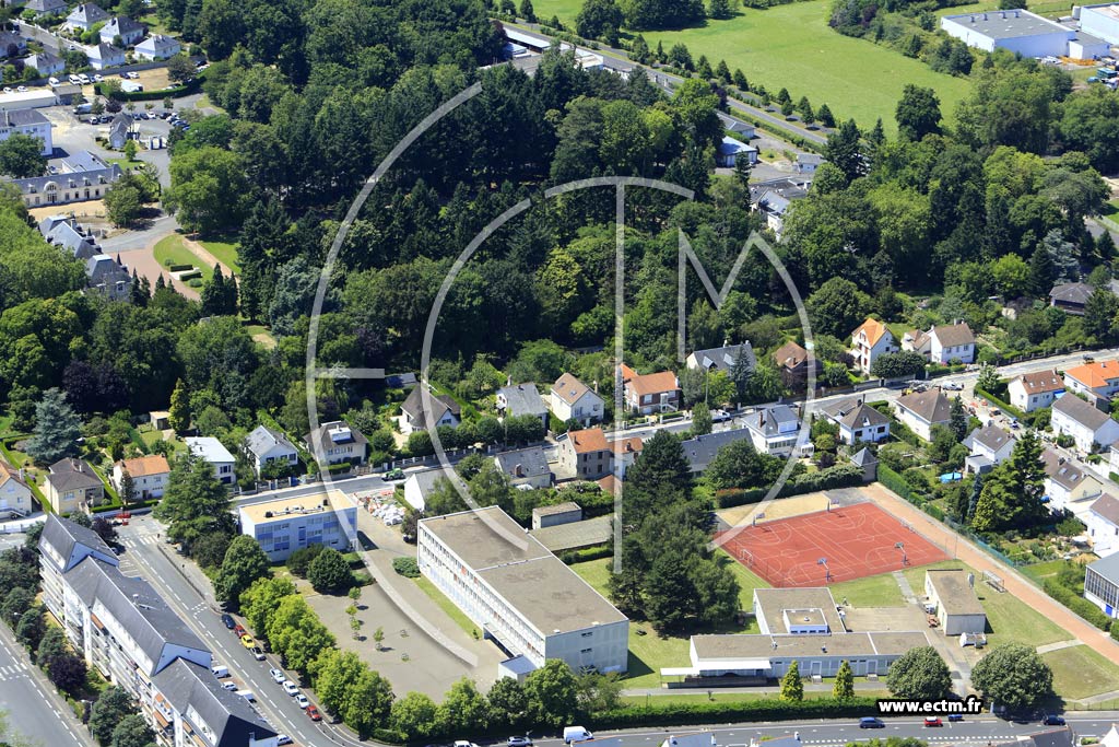 Photo arienne de Saint-Cyr-sur-Loire (la Msangerie)