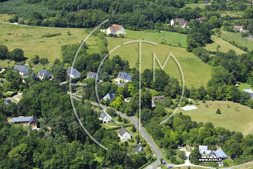 Photo arienne de Saint-tienne-de-Chigny (le Vieux Bourg)