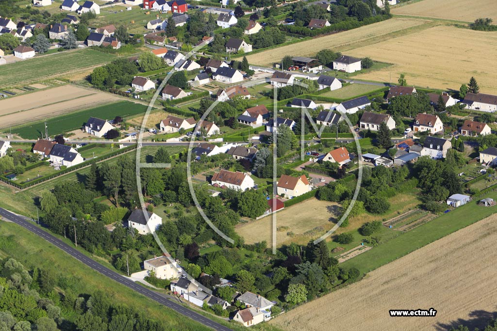 Photo arienne de Saint-Genouph (les Varennes)