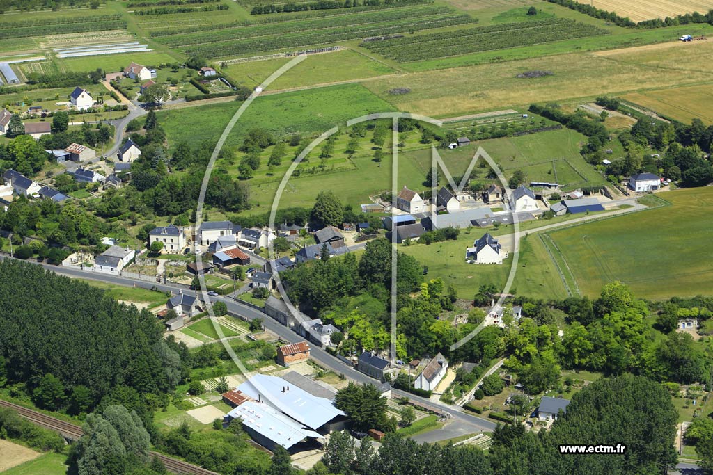 Photo arienne de Saint-Paterne-Racan