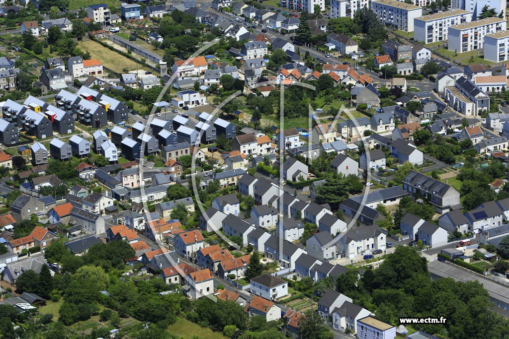 Photo arienne de Saint-Pierre-des-Corps (les Bastes)