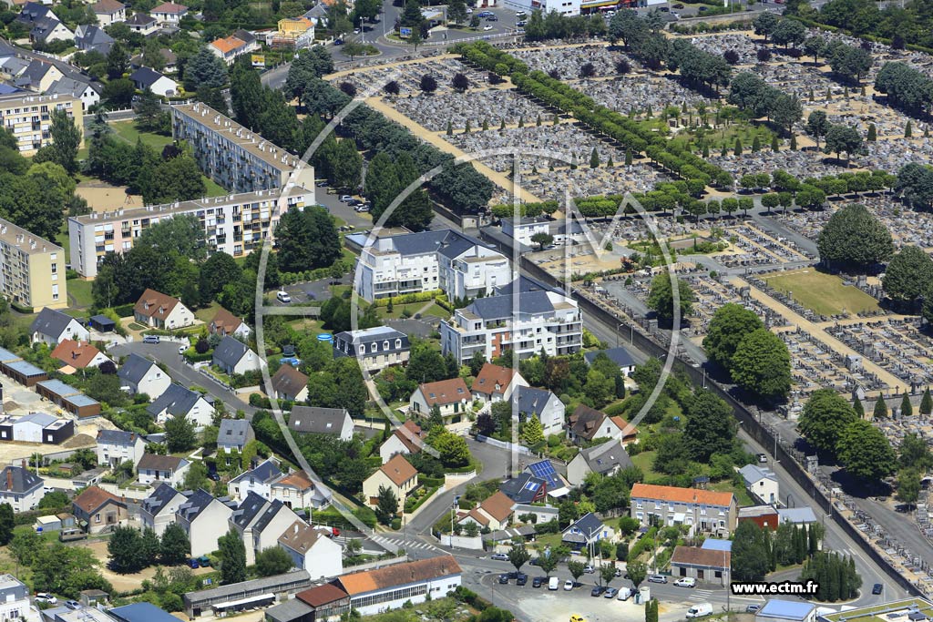 Photo arienne de Tours (le Pas Notre-Dame)
