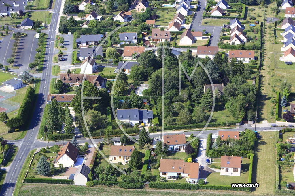 Photo arienne de Vretz (les Ruaux)