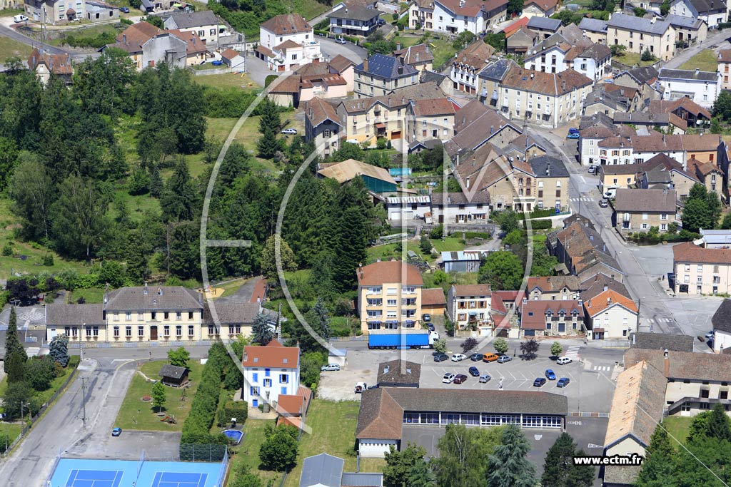 Photo arienne de Aillevillers-et-Lyaumont (Centre-Ville)