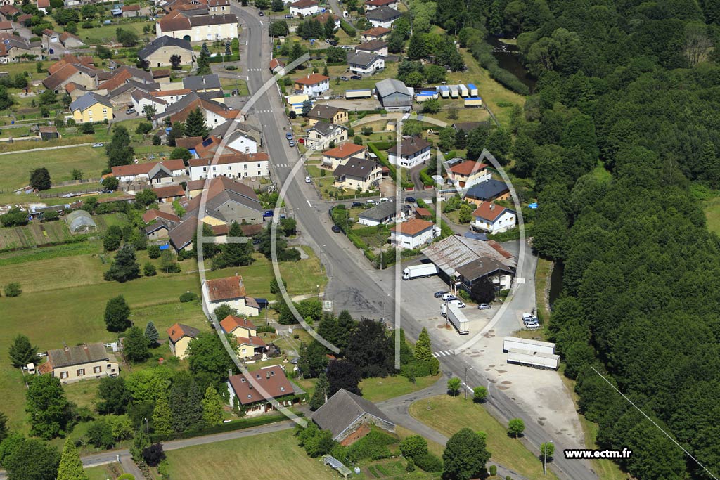 Photo arienne de Breuches (Rue de Saint-Sauveur)