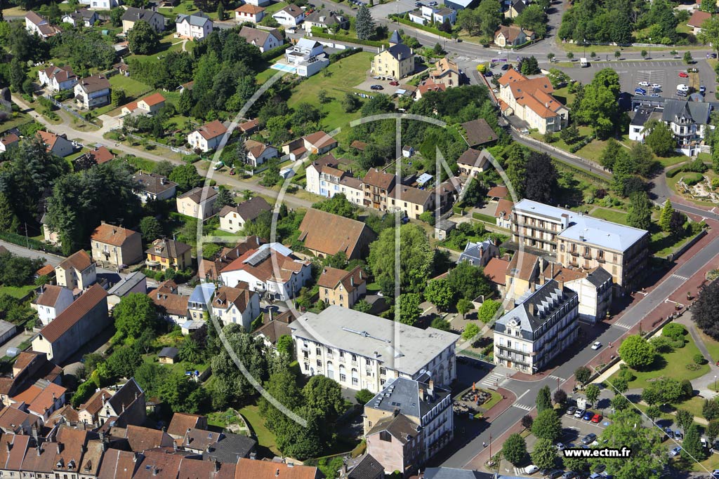 Photo arienne de Luxeuil-les-Bains (Avenue des Thermes)