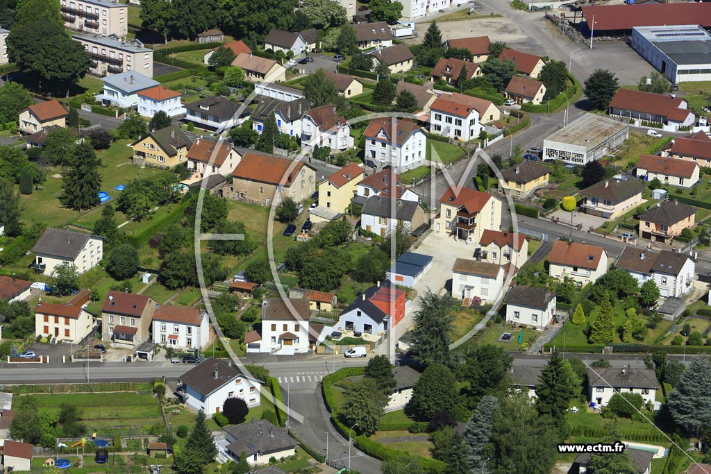 Photo arienne de Luxeuil-les-Bains (Quartier de l'Av. du Marchal Turenne)
