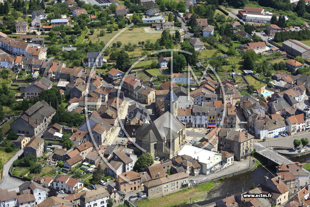 Photo arienne de Saint-Loup-sur-Semouse (Centre-Ville)