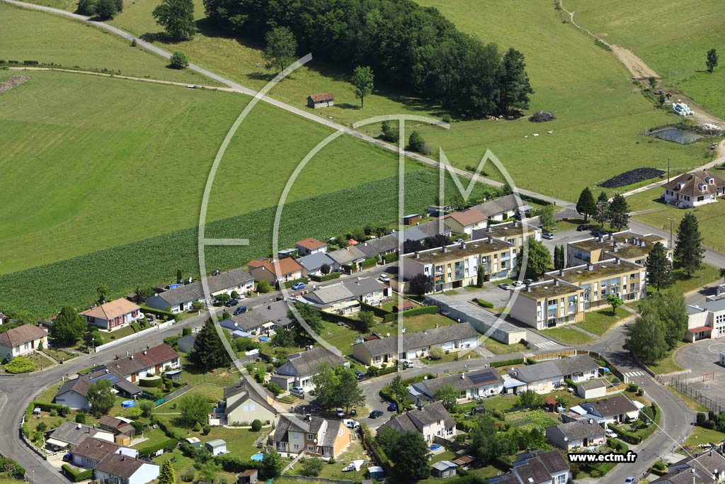 Photo arienne de Saint-Loup-sur-Semouse (le Mont Pautet)