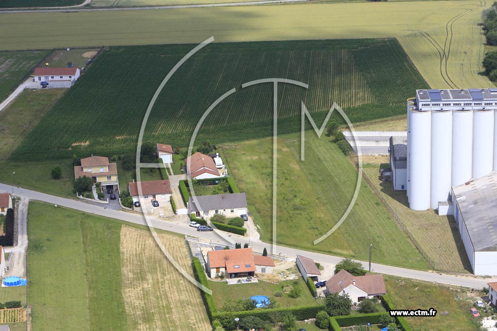 Photo arienne de Frignicourt (l'Hopitet)